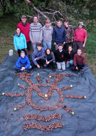 Bild "Vergangene_Treffen:2019_Ernte-1.jpg"